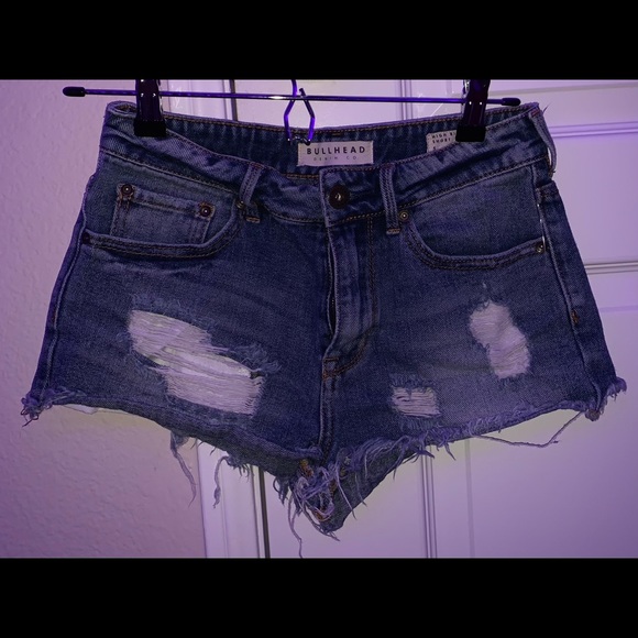 Bull head Jean shorts - Picture 2 of 2